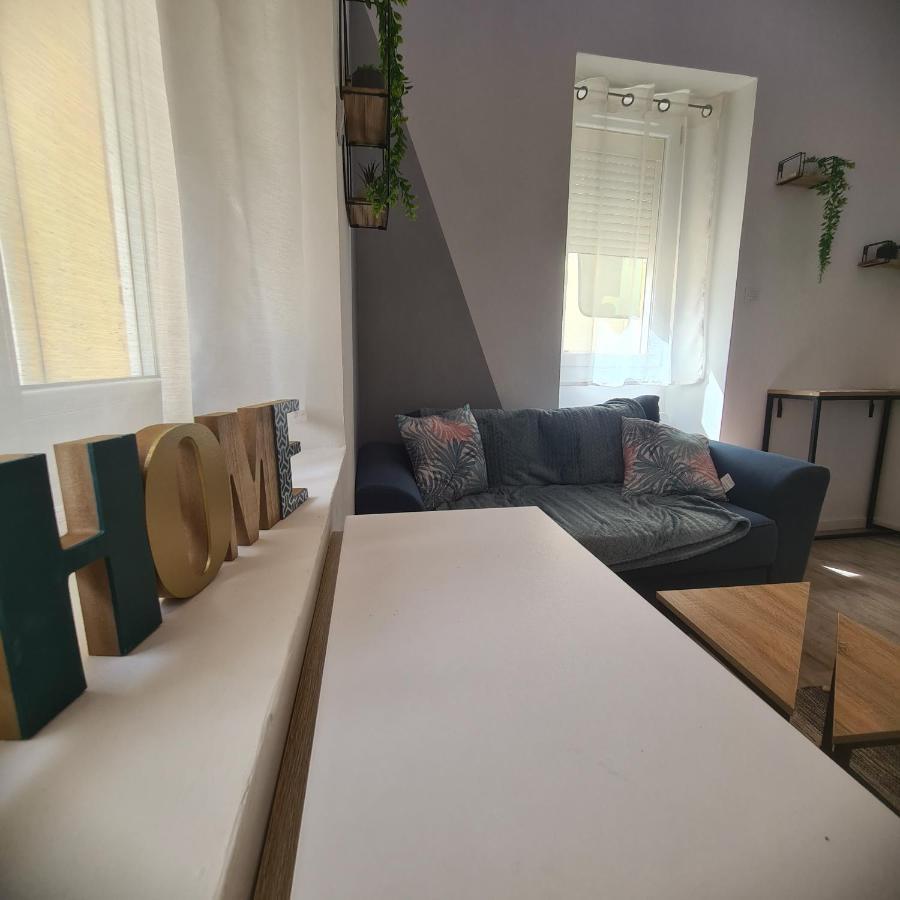 Tres Joli Appartement 2 Pieces, Centre-Ville Tuchan Kültér fotó
